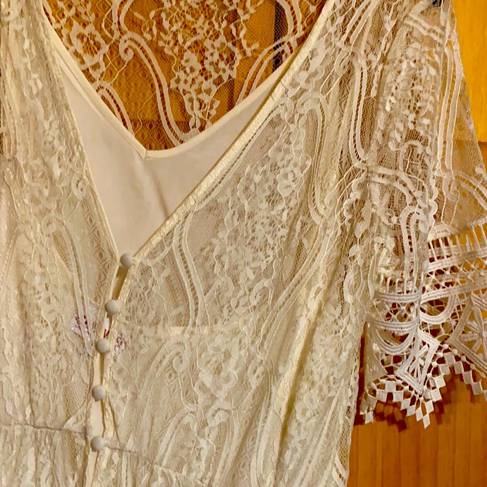 Detailed lace